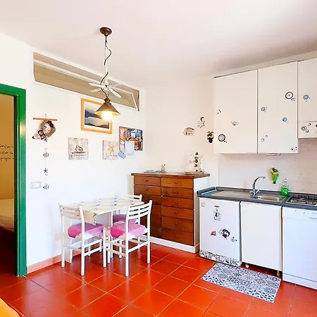 Сasa de vacaciones Bilocale Vicolo Del Mughetto 5 - Goelba